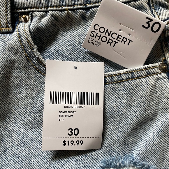 Forever 21 concert shorts size 30 - Picture 4 of 5